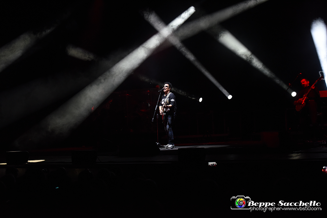 VBS_4042 - Concerto Edoardo Bennato - Peter Pan Rock 'n' Roll Tour.jpg